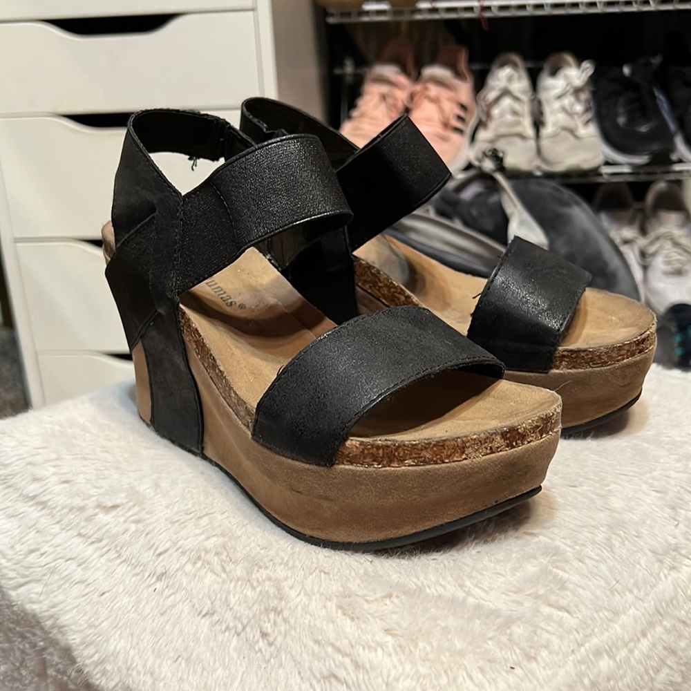 Pierre Dumas Hester Platform Wedges